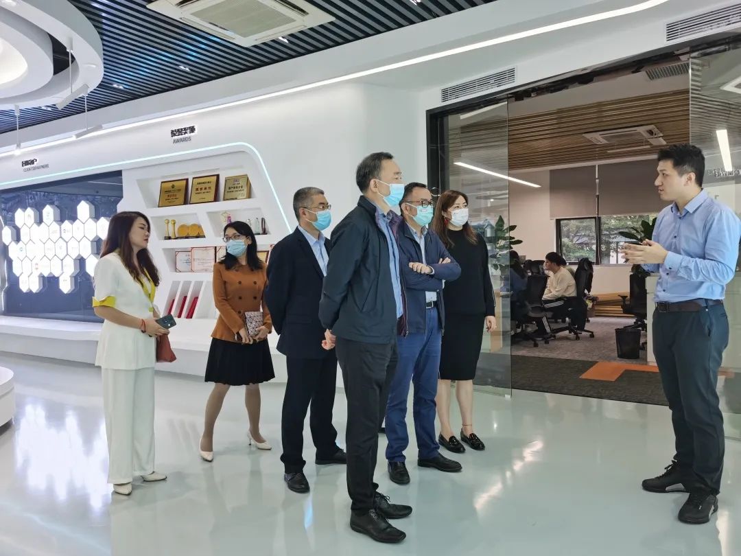 17e507b202804f38623335bc9c709b9f.jpg 17e507b202804f38623335bc9c709b9f.jpg